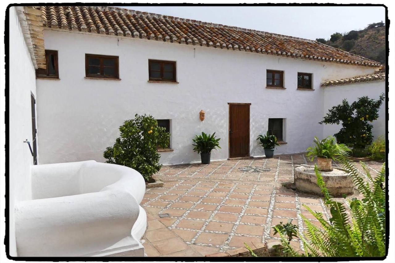 Cortijo Casas Viejas Villa Malaga Exterior photo